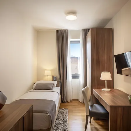 Maistra Select Premium *