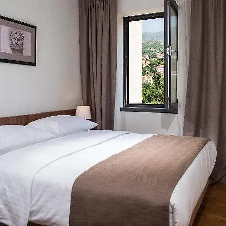 Maistra Select Premium * Srebreno